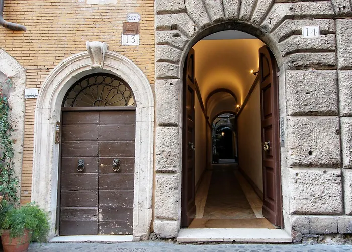 Centro Storico - Palazzo Avila '500 Appartamento Roma